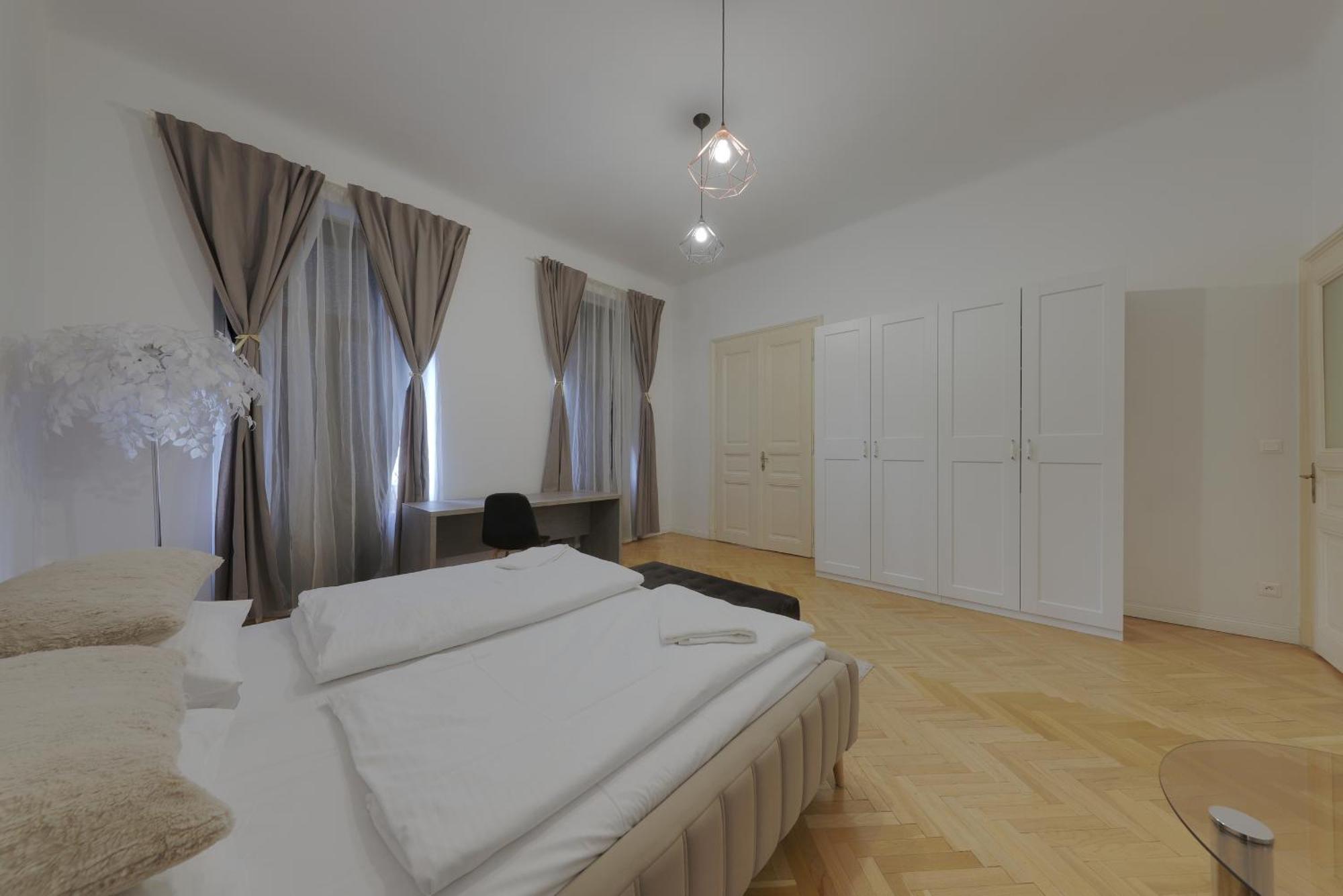 Beautiful Condo At The Old Town براتسيلافا المظهر الخارجي الصورة