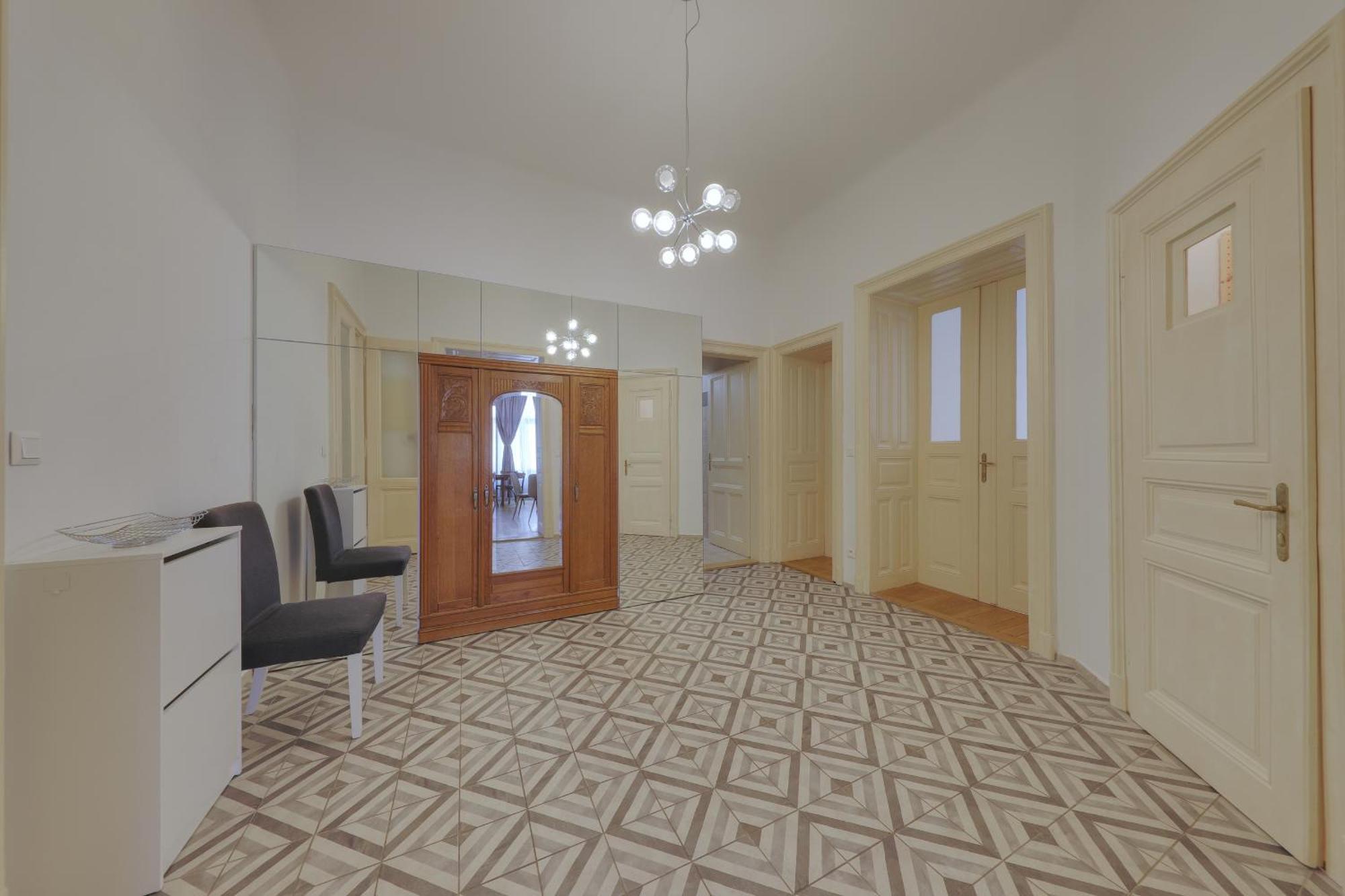Beautiful Condo At The Old Town براتسيلافا المظهر الخارجي الصورة