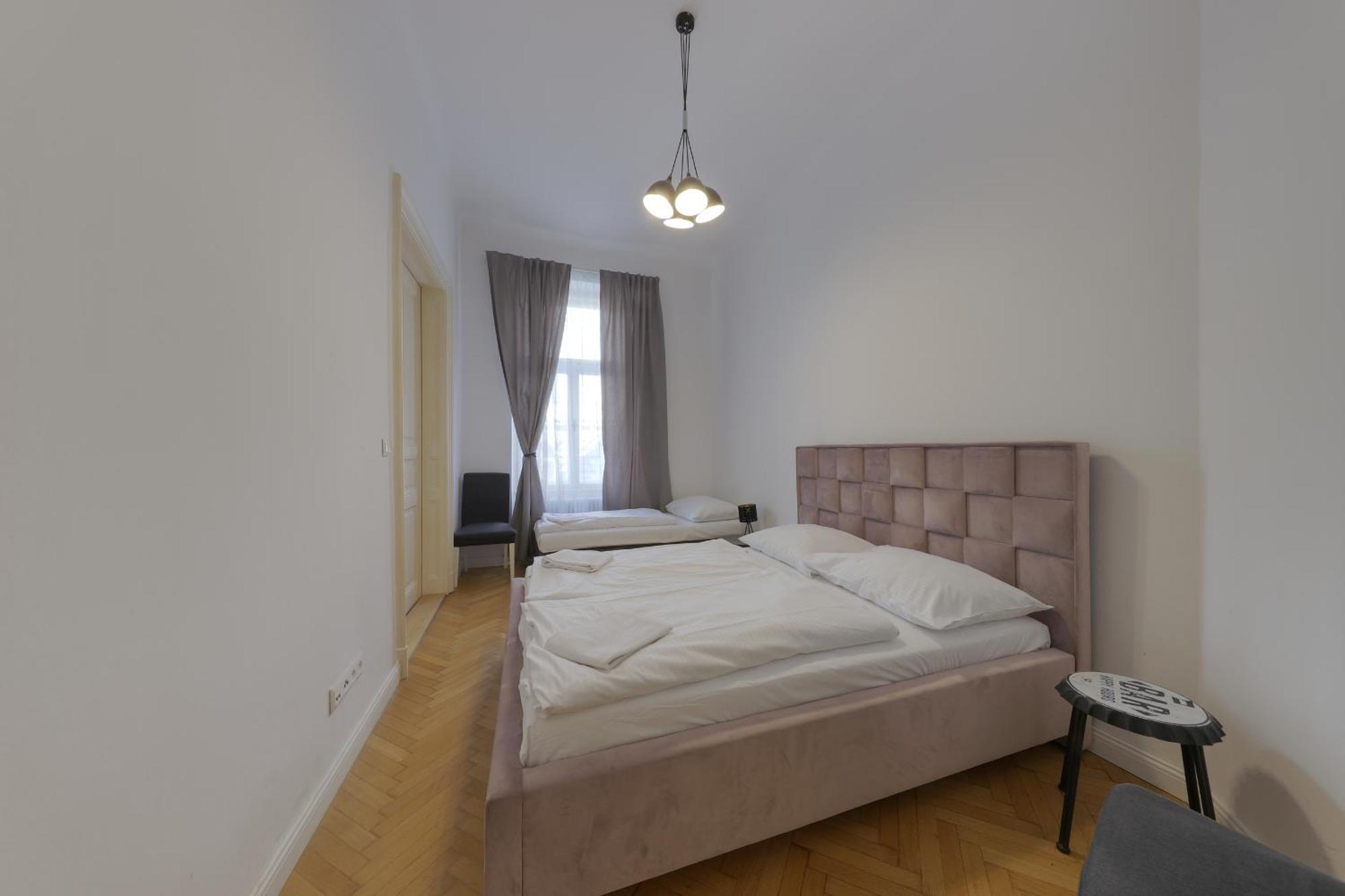 Beautiful Condo At The Old Town براتسيلافا المظهر الخارجي الصورة